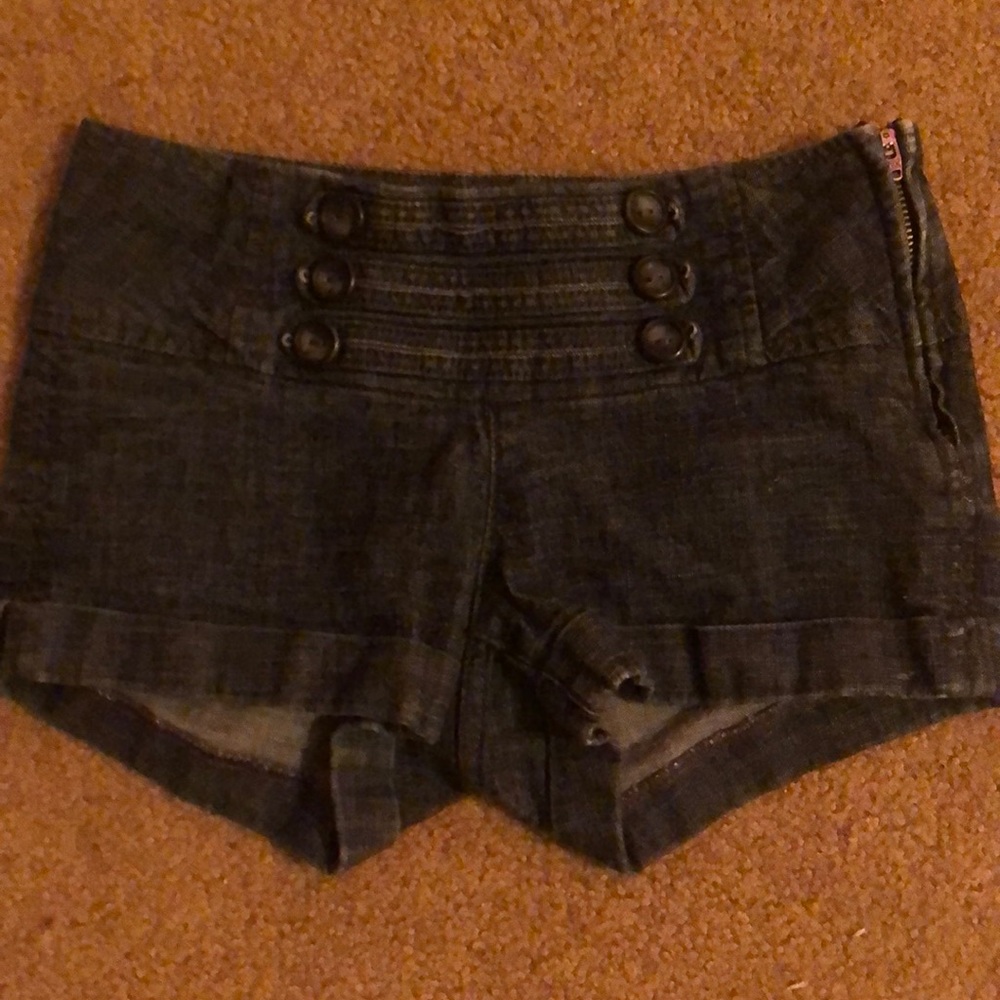Sneak Peek Jean Shorts Size Sm